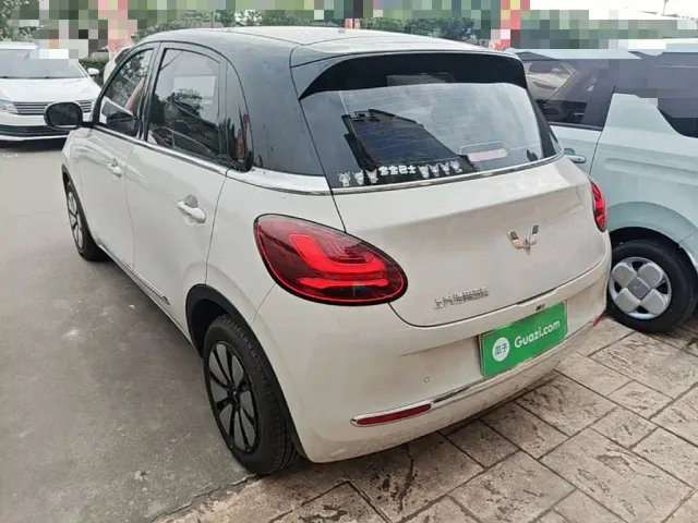 Wuling Bingo — Фото автомобиля 4