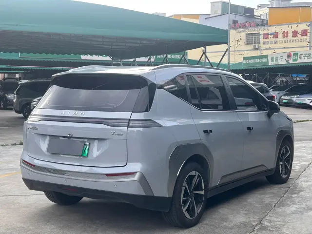 GAC Aion Y — Фото автомобиля 4
