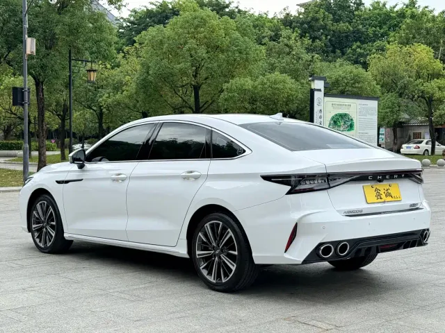 Chery Arrizo 8 — Фото автомобиля 18