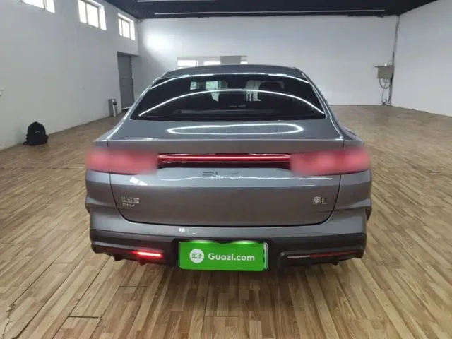 BYD Qin L — Фото автомобиля 5