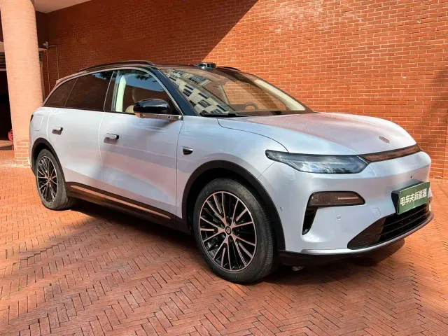 Leapmotor C11 — Фото автомобиля 3