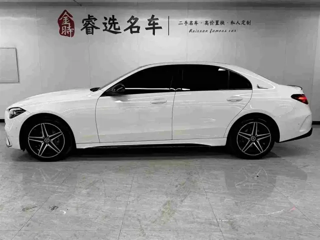 Mercedes-Benz C-Class — Фото автомобиля 3