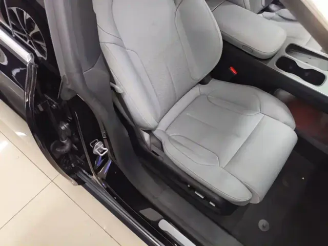 Nio ET5 Touring — Фото автомобиля 24