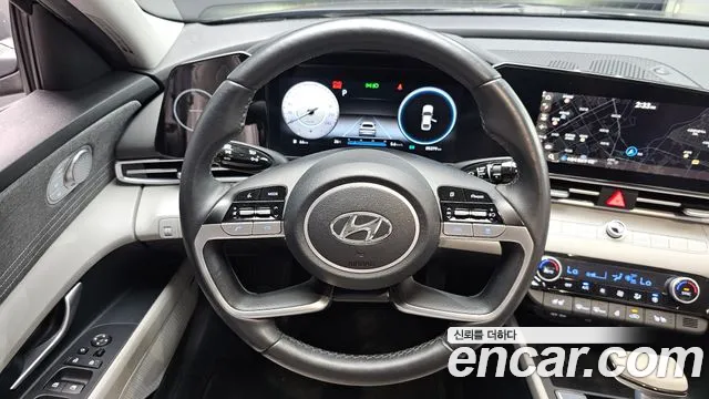 Hyundai Avante CN7 — Фото автомобиля 11