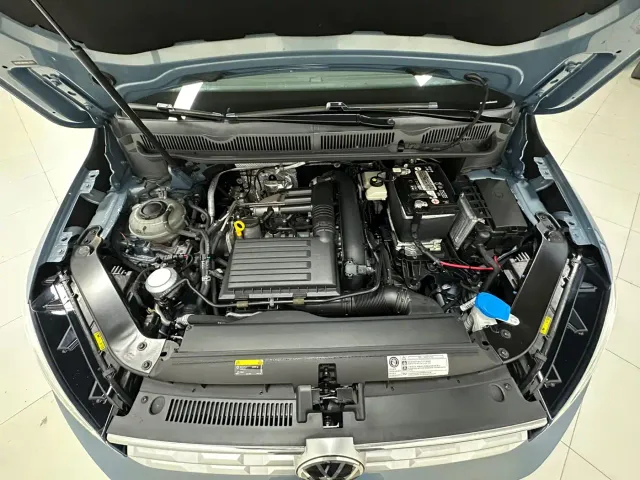 Volkswagen Touran — Фото автомобиля 8