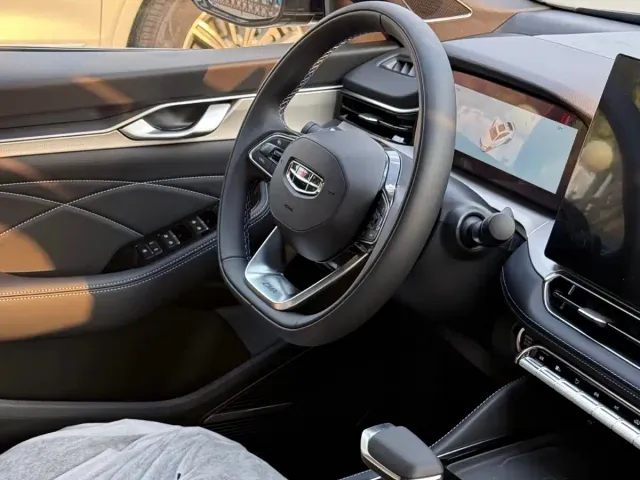 Geely Xingrui — Фото автомобиля 6