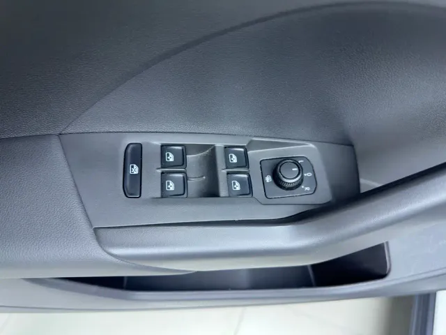 Volkswagen T-Cross — Фото автомобиля 18