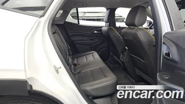 Chevrolet Trax — Фото автомобиля 12