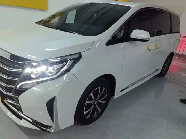 Фотография автомобиля — GAC Trumpchi M8