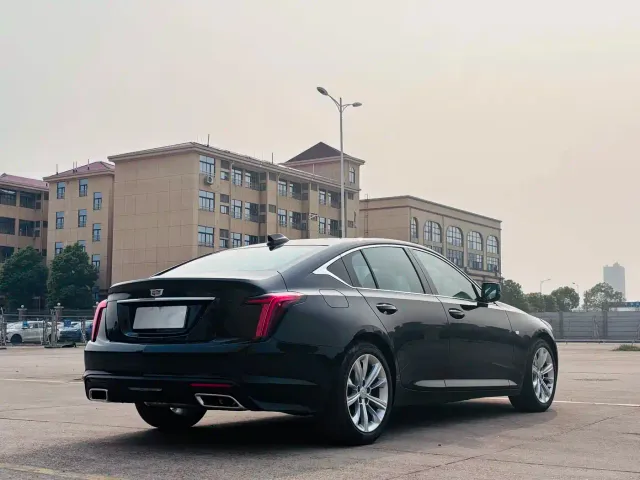 Cadillac CT5 — Фото автомобиля 7