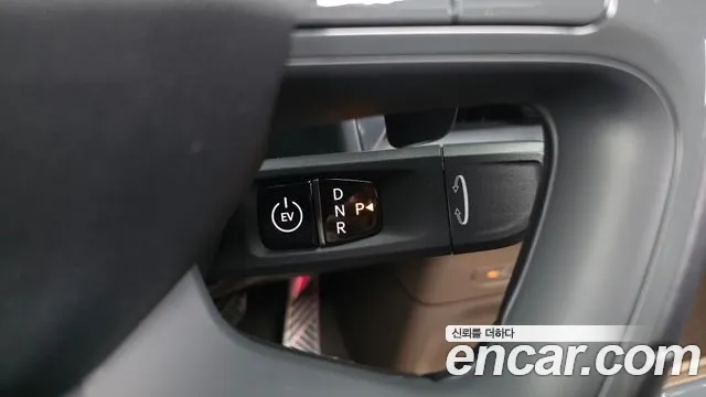Kia EV9 — Фото автомобиля 5
