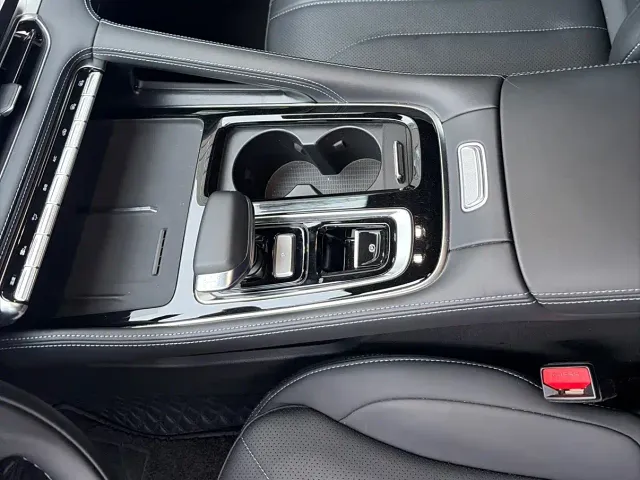 Geely Xingrui — Фото автомобиля 14