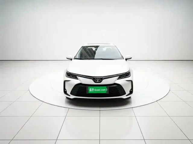 Toyota Corolla — Фото автомобиля 2