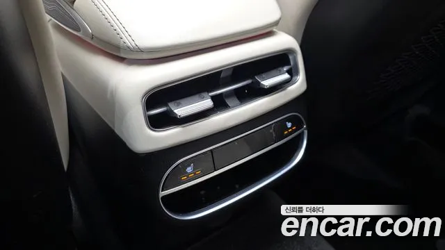Genesis GV70 2.5T Бензин AWD — Фото автомобиля 19