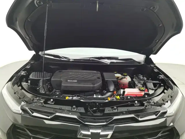 Chevrolet Equinox Plus — Фото автомобиля 6
