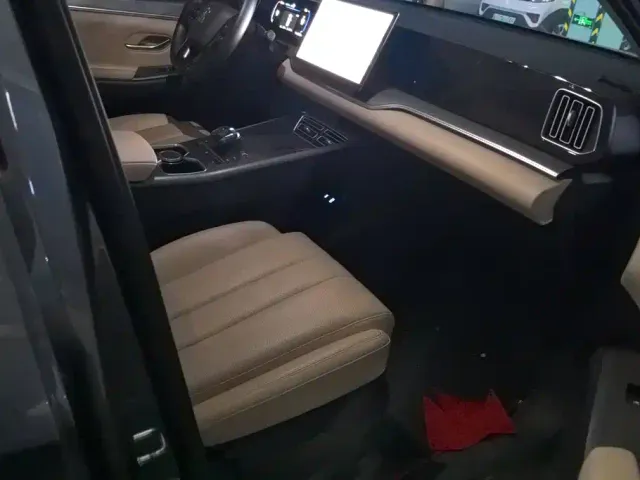BYD Song Pro — Фото автомобиля 8