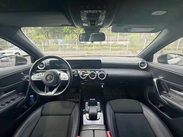 Mercedes-Benz A-Class — Фото автомобиля 15
