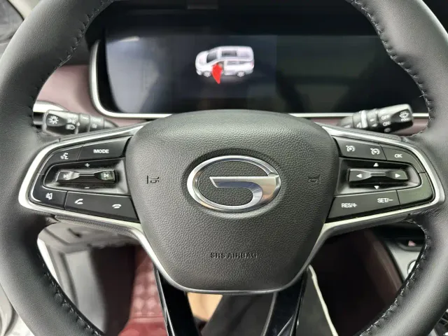 GAC Trumpchi M6 — Фото автомобиля 13