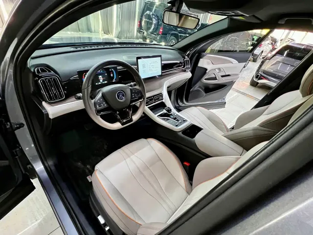 BYD Song Pro — Фото автомобиля 9