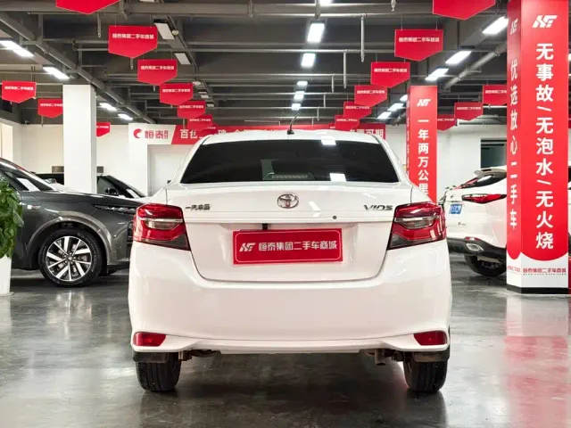 Toyota Vios — Фото автомобиля 5
