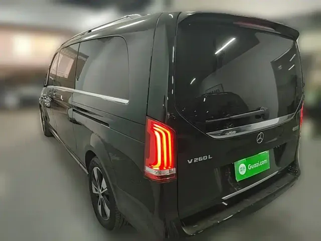 Mercedes-Benz V-Class — Фото автомобиля 8