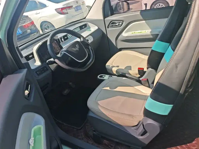 Wuling Hongguang Mini EV — Фото автомобиля 14
