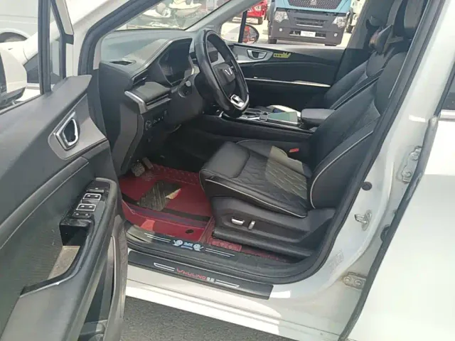Wuling Jiachen — Фото автомобиля 11