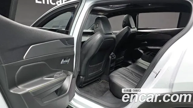 Peugeot 408 — Фото автомобиля 9