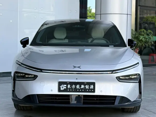 Xpeng P7+ — Фото автомобиля 2