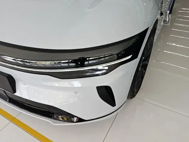 Zeekr 007 GT — Фото автомобиля 23