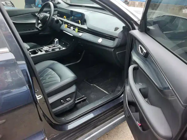 Chery Tiggo 8 PLUS Kunpeng e+ 2022 PHEV 1.5T Elegance e+ — Фото автомобиля 8