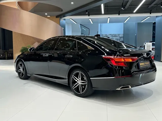 Honda Inspire — Фото автомобиля 4