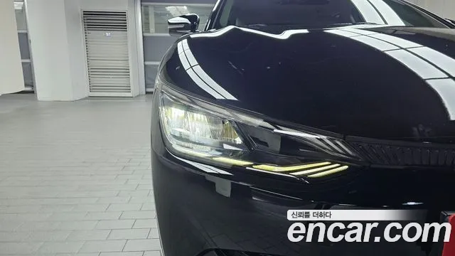 Kia EV6 — Фото автомобиля 22