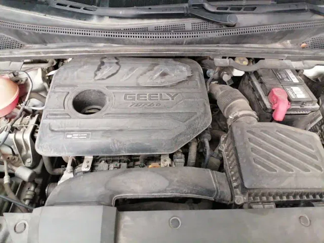 Geely Emgrand S — Фото автомобиля 10