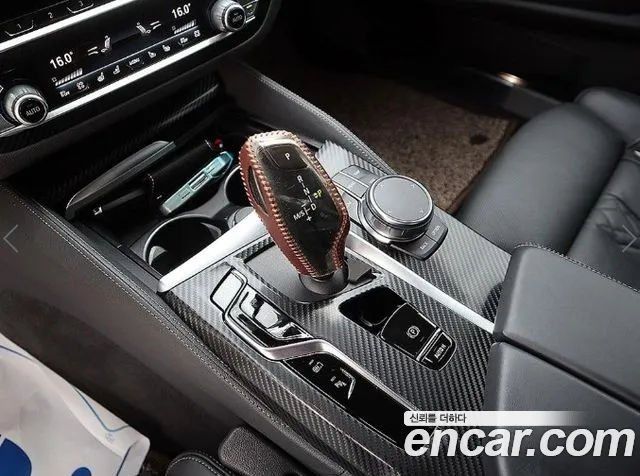 BMW 5-Series 5 серия (G30) — Фото автомобиля 12
