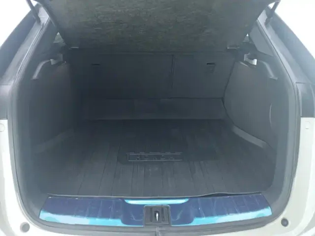 Honda UR-V — Фото автомобиля 4