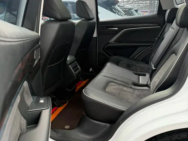 Haval H6 — Фото автомобиля 15