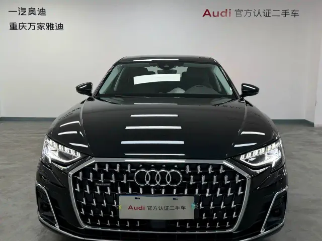Audi A8 — Фото автомобиля 3