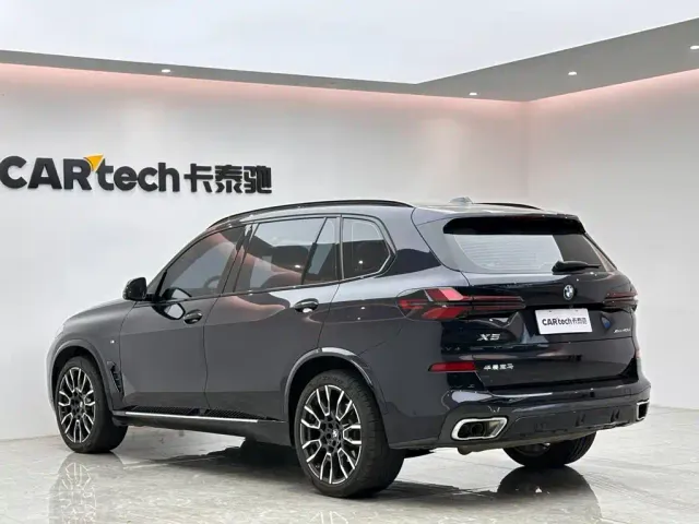 BMW X5 — Фото автомобиля 3