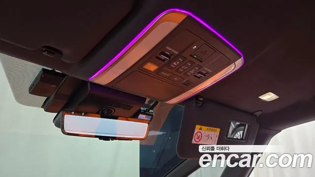Toyota Alphard — Фото автомобиля 22