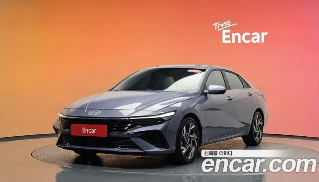 Фотография автомобиля — Hyundai Avante CN7