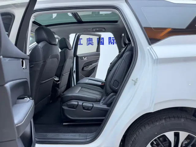 Wuling Victory — Фото автомобиля 13