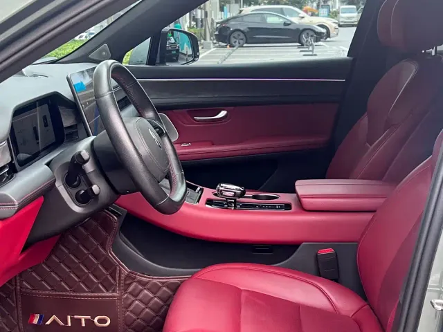 Aito M5 — Фото автомобиля 10