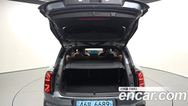MINI Countryman Electric 3rd Gen — Фото автомобиля 24