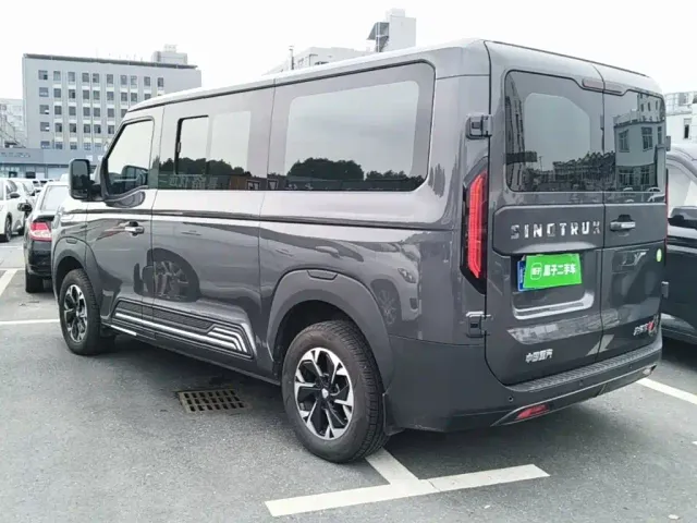 Sinotruk Xianfeng V — Фото автомобиля 4