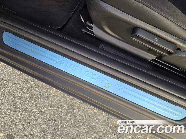 Mini Cooper — Фото автомобиля 20