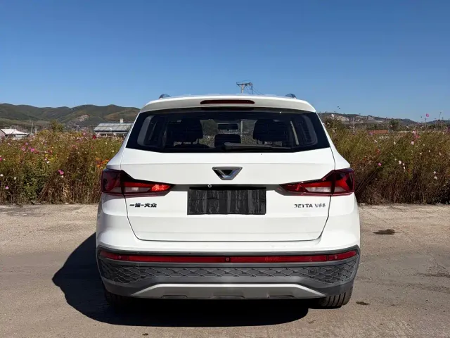 Jetta VS5 — Фото автомобиля 10