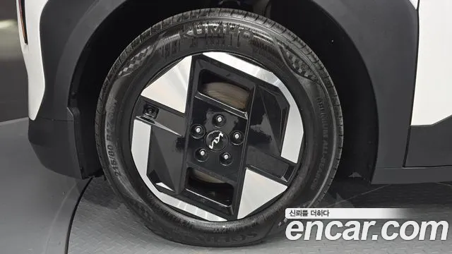 Kia EV3 — Фото автомобиля 5