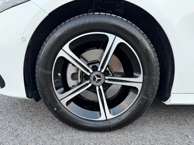Mercedes-Benz A-Class — Фото автомобиля 21