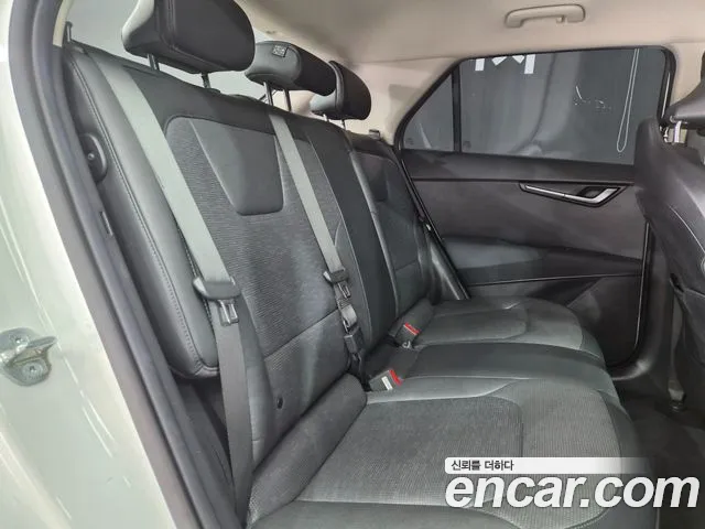 Kia Niro — Фото автомобиля 12